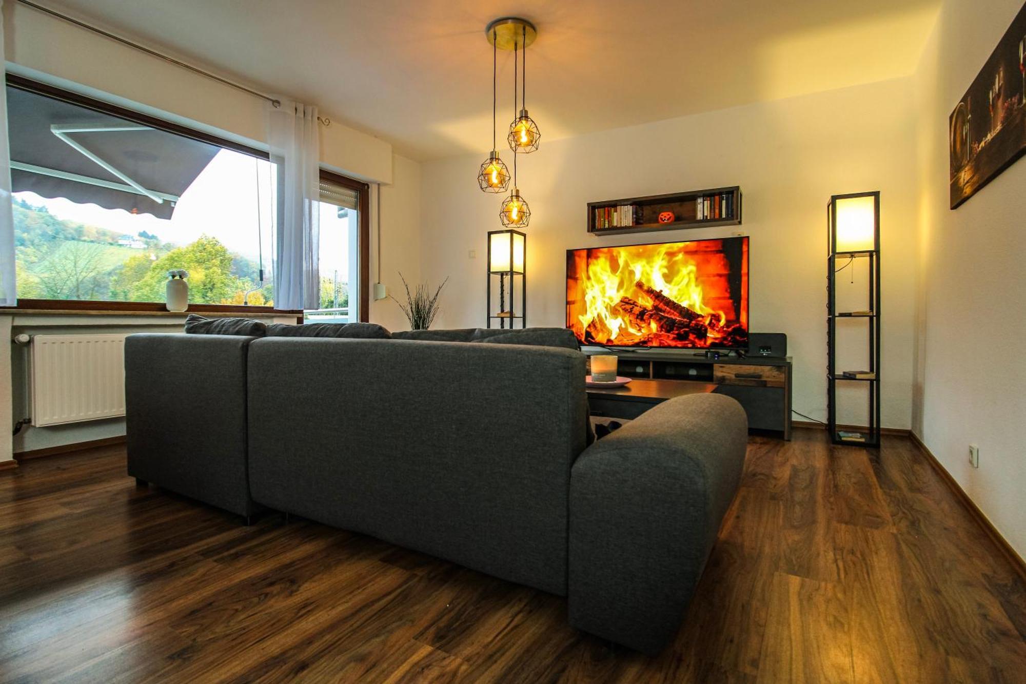 Moderne Fewo Sky Netflix Terrasse Burgblick Boxspringbett Waschtrockner Буллай Экстерьер фото